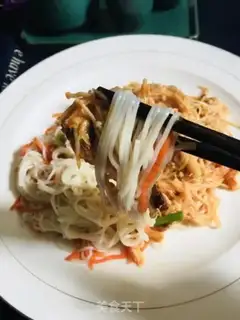 Make Pork sauerkraut and gibberish. Noodles step 22