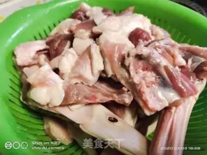Make Carrot duck step 1