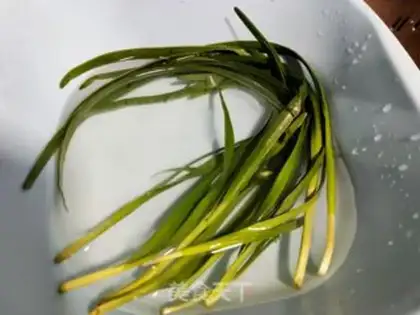 Make Clear the bean sprouts step 2
