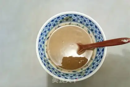 Make Hand grab cake step 4