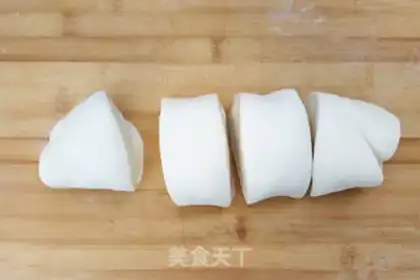 Make Hand grab cake step 5