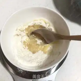 Make Hand grab cake step 9