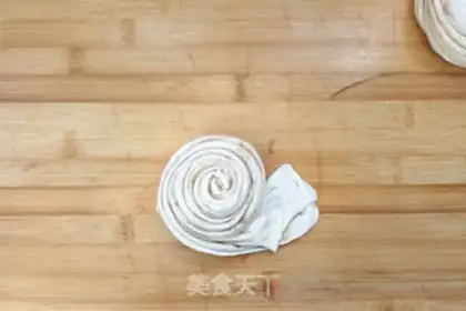 Make Hand grab cake step 8