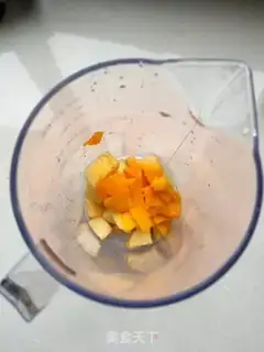 Make Mango apple shake step 2