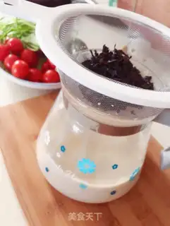 Make Milk tea step 2