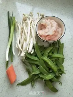 Make Shrimp, white mushroom, Dutch beans step 0