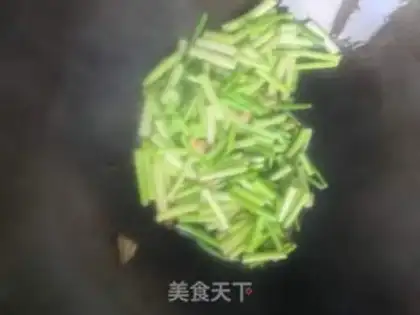 Make Garlic fried lamb step 3