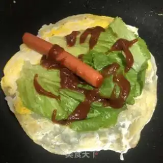 Make Hand grab cake step 26