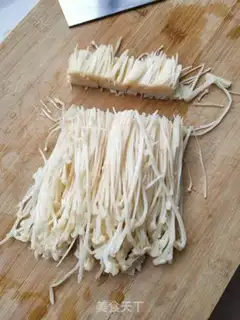 Make Pretzels, golden mushrooms step 2