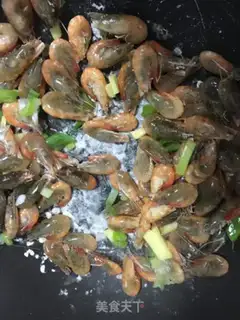 Make Salt-water shrimp step 4