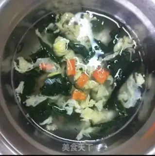 Make Spinach egg soup step 2
