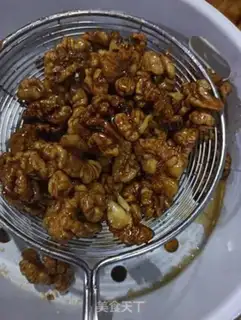Make Amber walnuts step 7