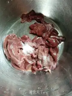 Make Pork liver and cedar step 2