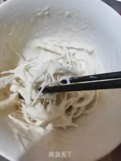 Make Spaghetti and gill mushroom soup step 3