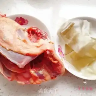 Make Old ducks burn pink skin step 0