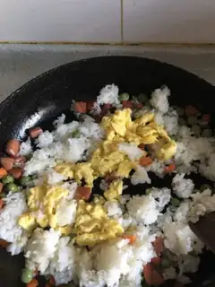 Make Pineapple ham and rice step 6