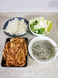 Make Seafood pan step 1