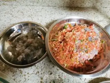 Make Crystal shrimp dumplings step 1