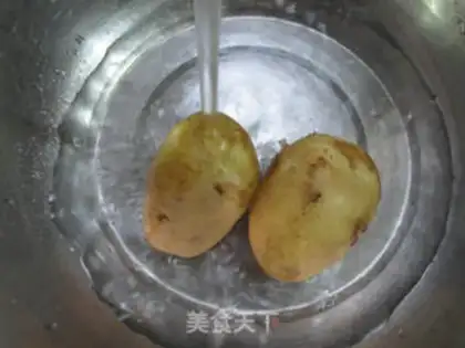 Make Potato Cape step 1