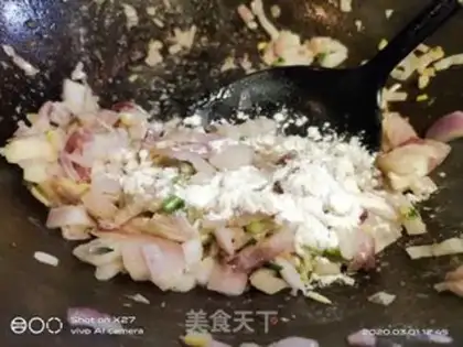 Make Spicy curry balls step 4
