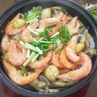 Make Seafood pan step 13