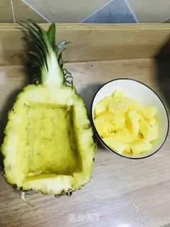 Make Pineapple rice step 3