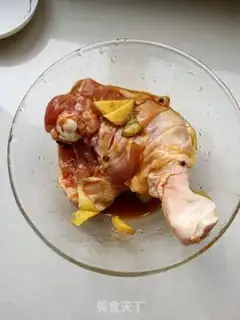 Make The fragrance chicken leg step 2