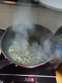 Make Sour sauce tommy step 2