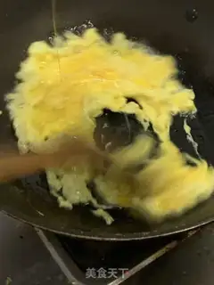 Make Shrimp ham and egg fried rice step 5