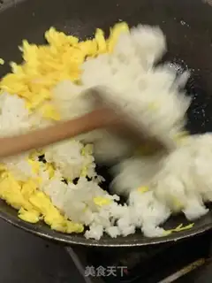 Make Shrimp ham and egg fried rice step 6