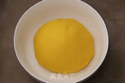 Make Pumpkin buns step 6