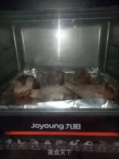 Make A chicken leg with peppers step 3