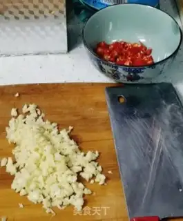 Make Garlic dragonfish step 1