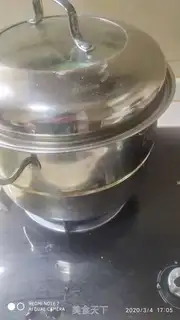 Make Spring rolls step 5