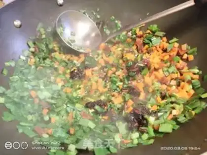 Make Carrot crotch step 1