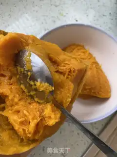 Make Pumpkin porridge step 1