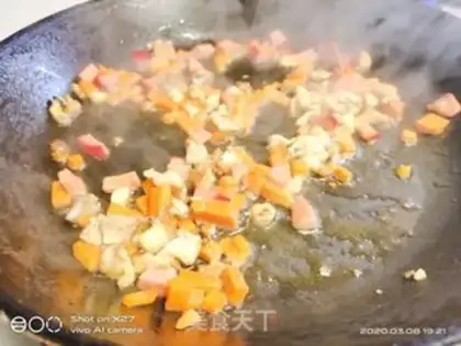 Make Red sausage, rice step 1