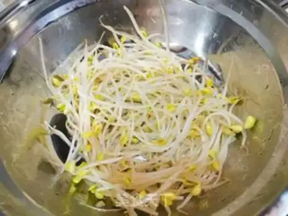 Make Little spicy dry chicken step 3