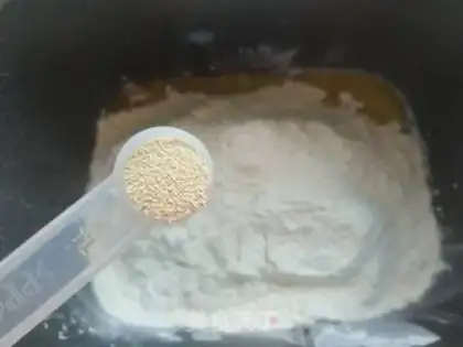Make Red-tree toast step 8