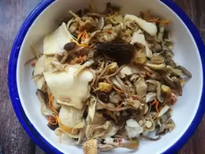 Make The chicken soup step 2