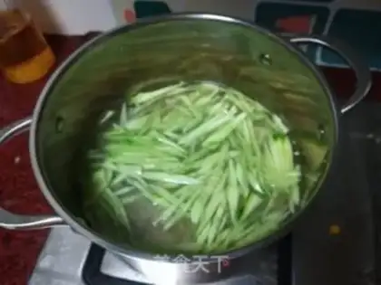 Make Nice cucumber soup step 4