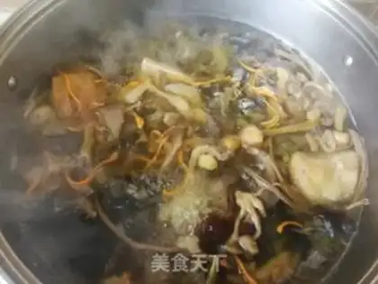 Make The chicken soup step 11
