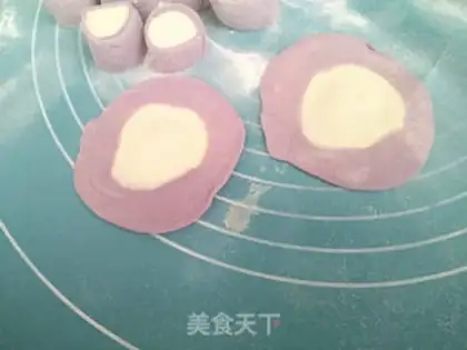 Make Double pork cabbage dumplings step 9