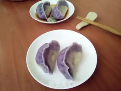 Make Double pork cabbage dumplings step 13