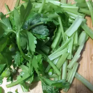 Make Celery fried goose eggs step 0