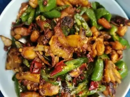 Make Spicy chili chicken step 1
