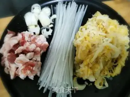 Make Sour pork stew step 1