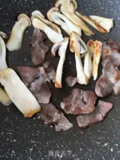 Make Puffed meat salad step 8