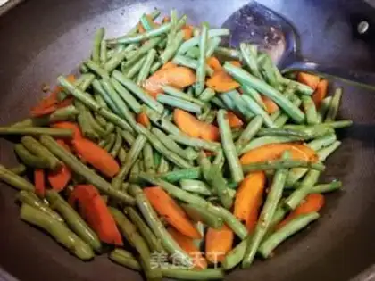 Make Chickenballs. Four season beans step 6