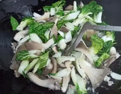 Make The green sushi soup step 2
